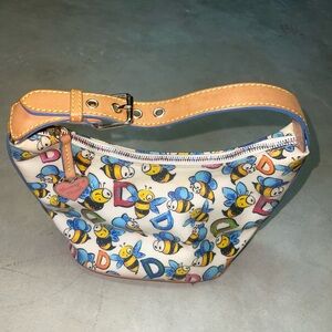Authentic Vintage Dooney And Bourke BumbleBee Bucket Bag